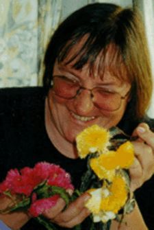 lynnephoto.jpg